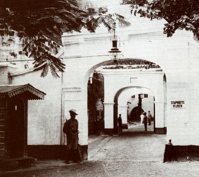 entrance to fortress Rotterdam