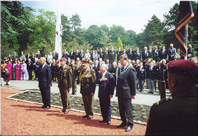 onthulling monument korea