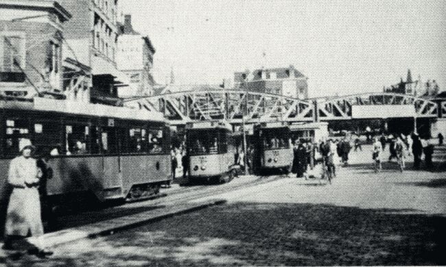 hofpleinmetheelveeltrams