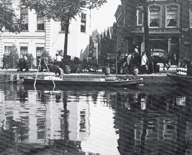 melktmarktfrontaal1910